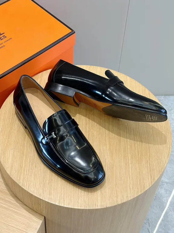 Hermes Shoe 